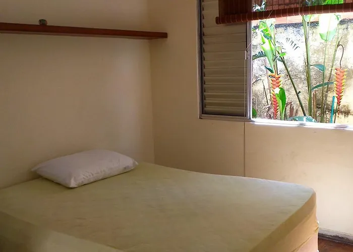 Suite Com Cama De Casal E Acesso Privativo